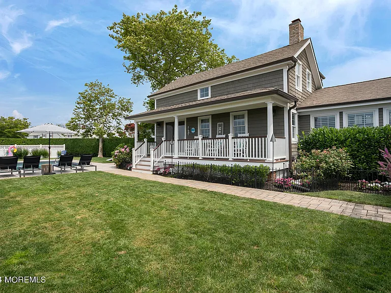 208 Neptune Pl — Photo 48