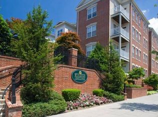 100 Dudley St APT 2123, Jersey City, NJ 07302