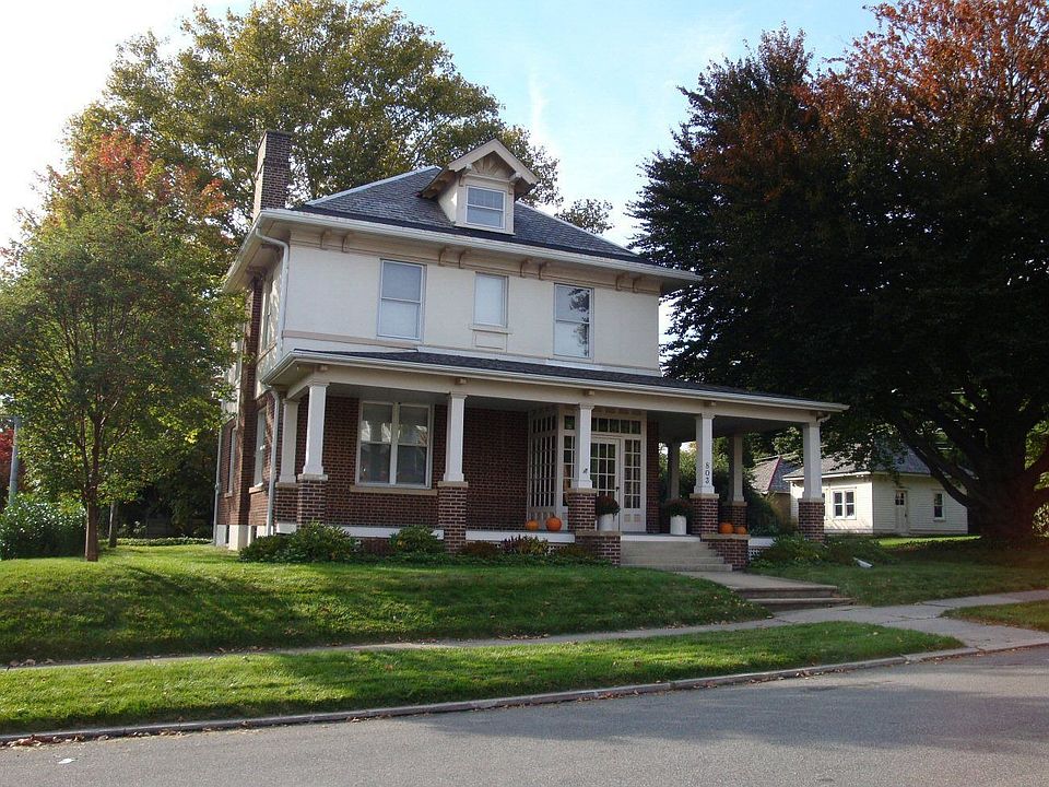 FRONT EXTERIOR