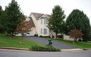 2nd image of 14 Spring Knoll Ct