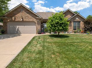 5489 S Maryland Ave, Springfield, MO 65810