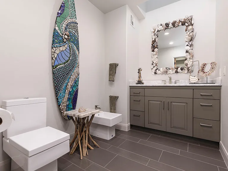 1353 W Lake Dr — Photo 15