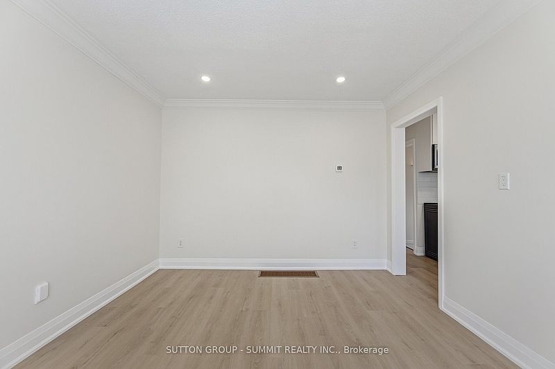 Toronto House for rent - 3 Bedrooms — photo 10