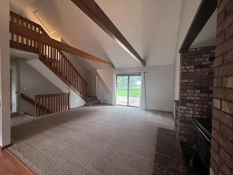 1795 Forest Lake Dr SE — Photo 4