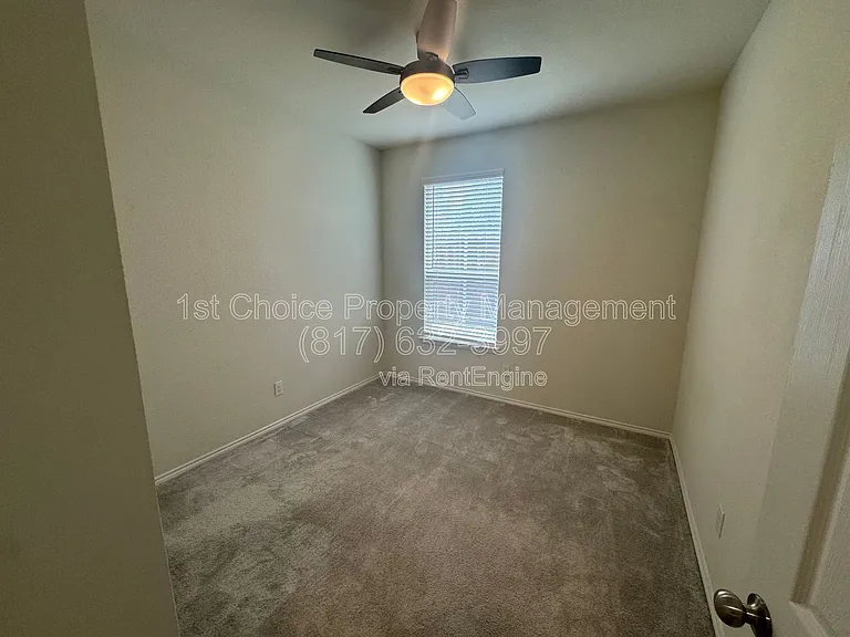 8132 Cedar Lake Ln — Photo 15