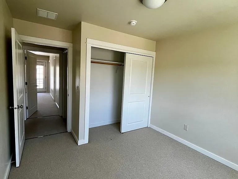 2752-96 Catalyst St — Photo 10