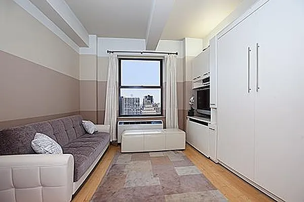 Rented by Azulay Group | media 46