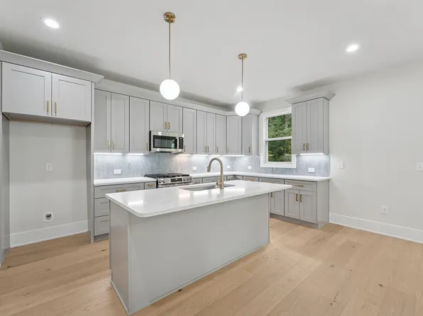 633 Conover Rd, Durham, NC 27703