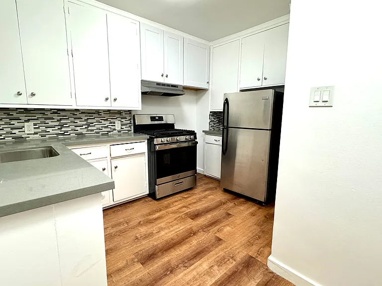 2060 Pacific Ave #108 — Photo 10