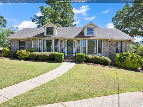 209 Westchester Cir, Gardendale, AL 35071