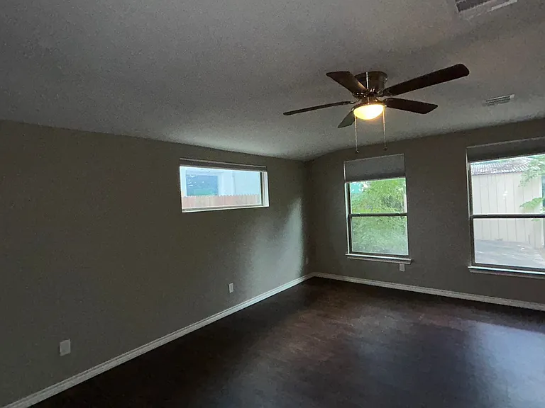 2816 Gordon Ave — Photo 18