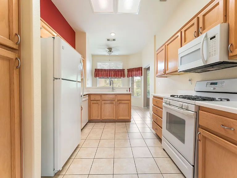 9356 Villa Ridge Dr — Photo 16