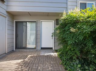 230 W Rumble Rd APT B, Modesto, CA 95350