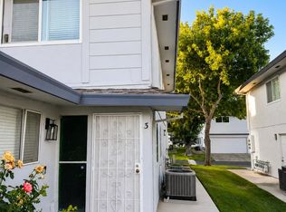 8947 El Mirador Dr APT 3, Elk Grove, CA 95624