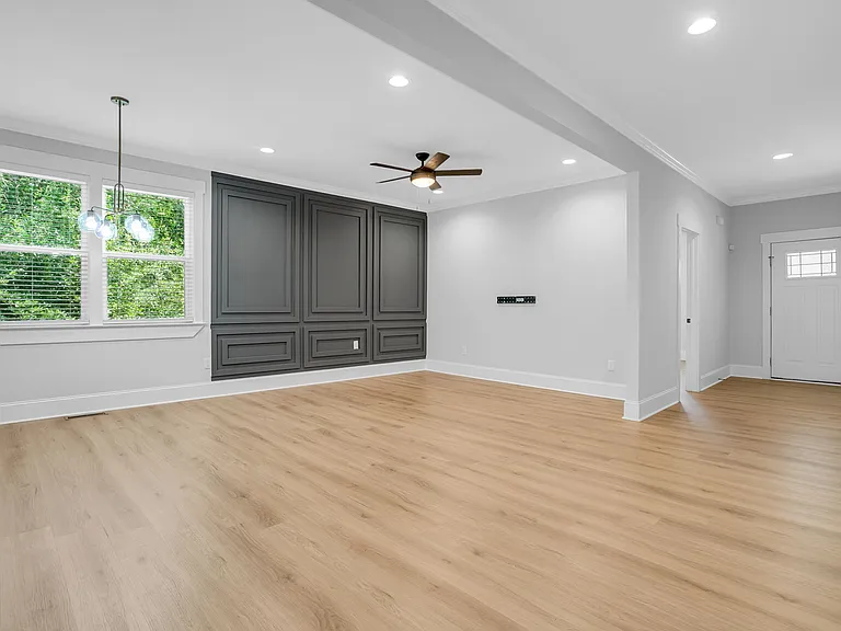 108 Averill St — Photo 36