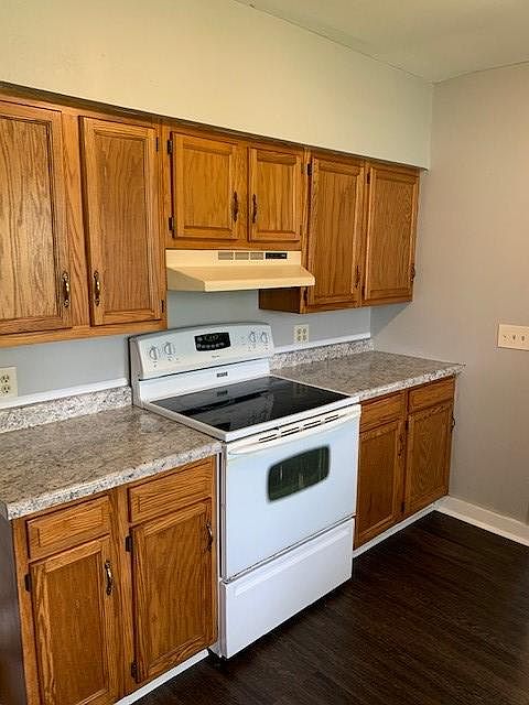 1st image of 100 W Smiley Ave APT 3