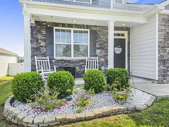 2nd image of 1115 Woodbridge Blvd