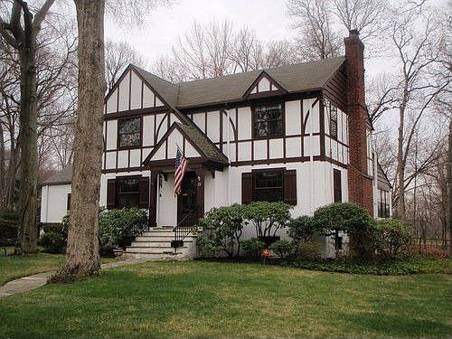 5th image of 15 Hathaway Ln