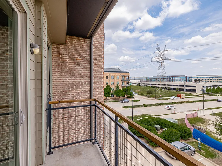 The District At Cypress Waters - Parson's Green — Photo 734