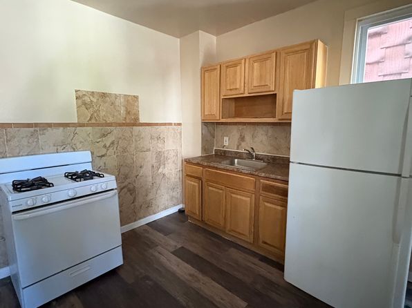 133 Godwin Ave APT 1