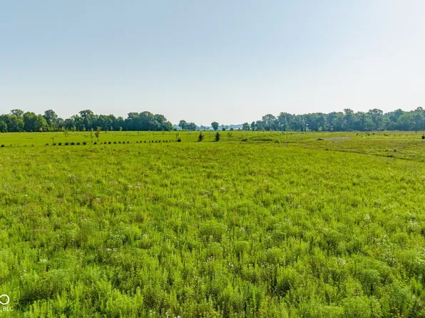 345 S 775 E, Zionsville, IN 46077