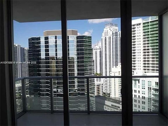 3rd image of 1300 Brickell Bay Dr APT 2813