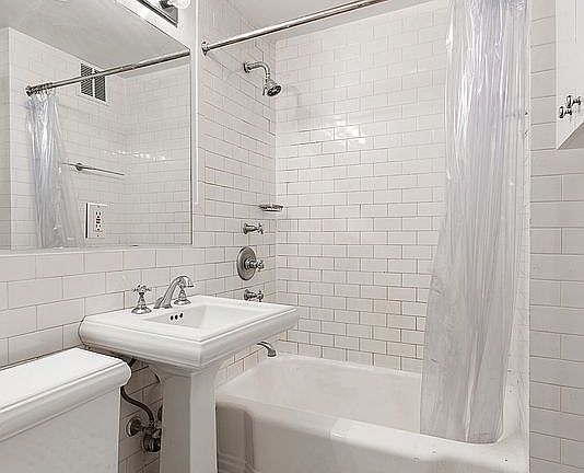 5th image of 244 W 4th St #4/5B