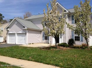 427 Coventry Way, Galloway, NJ 08205