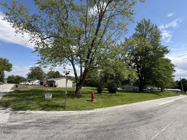 391 W Meadow St, Pittsfield, IL 62363