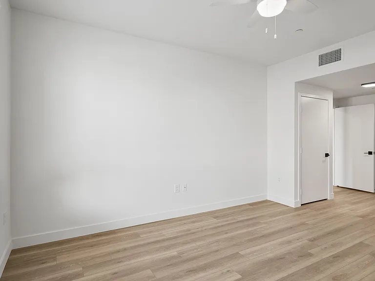 Crest 850 — Photo 35