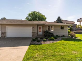 1206 E Plum Creek Rd #3K, Sioux Falls, SD 57105