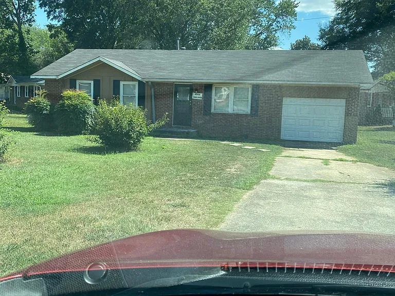 4000 Shalann Dr — Photo 1