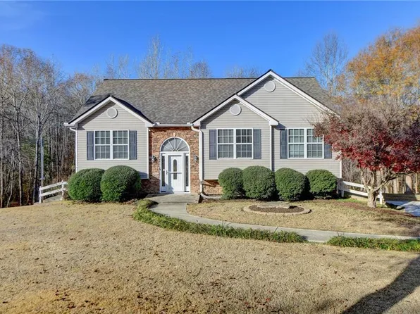1446 Princeton Dr, Statham, GA 30666