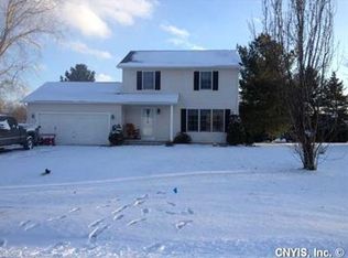 125 Trotters Rdg, Camillus, NY 13031