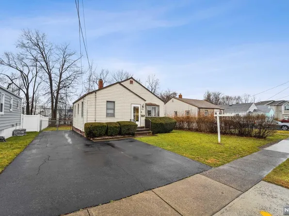 316 S Blvd, Saddle Brook, NJ 07663