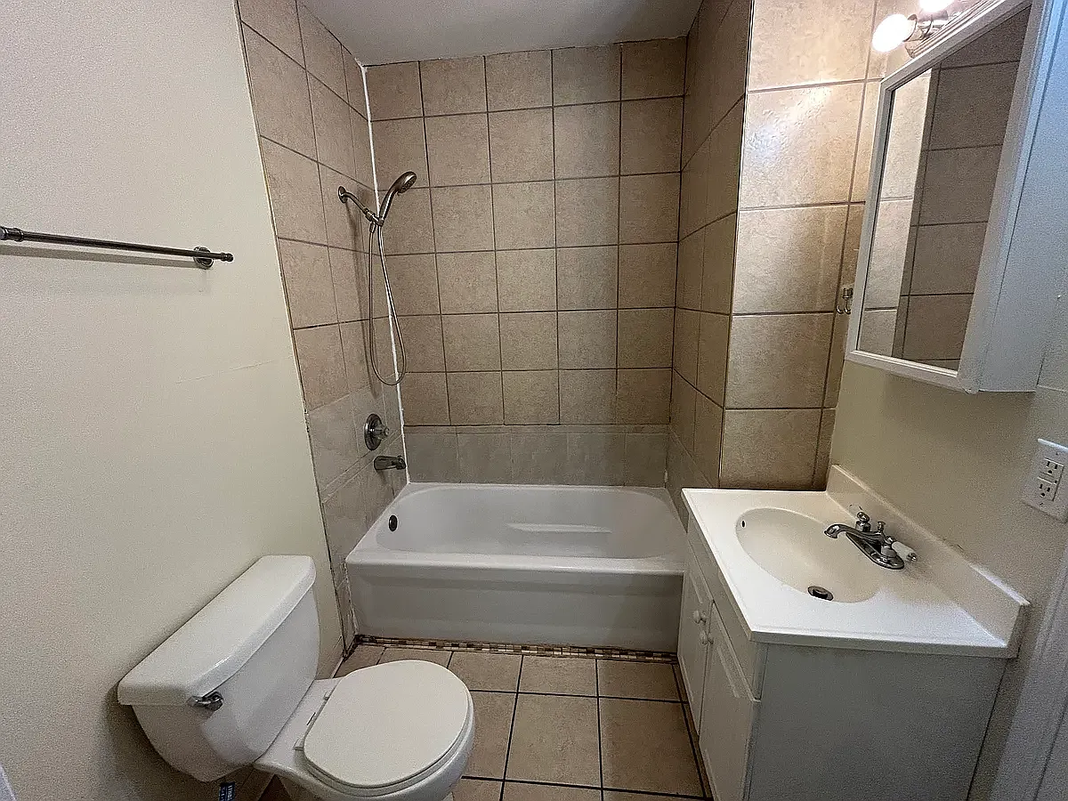 2 bed, 825 sqft, $850 — Photo 4