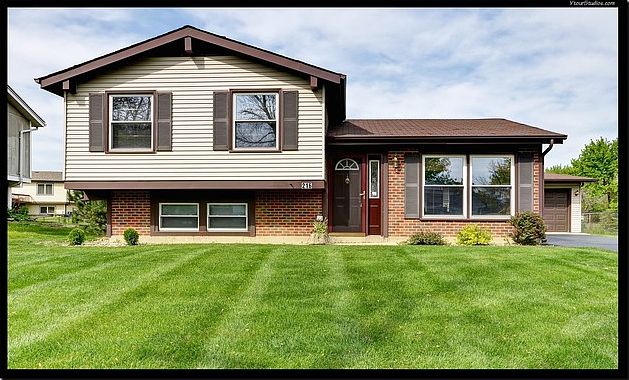 1st image of 216 Lafayette Dr