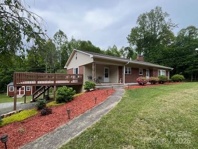 323 Hibriten Dr SE, Lenoir, NC, 28645