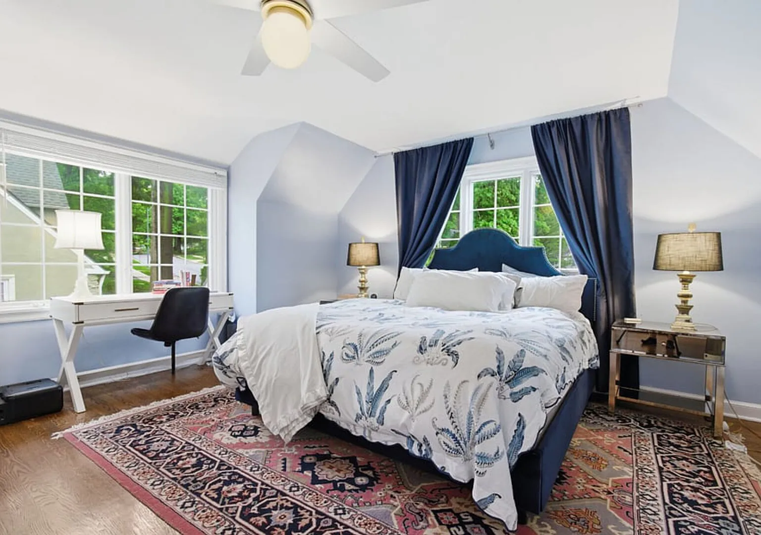 Furnished 3BR Kansas City Home - Utilities & Cleaning Included — Photo 1