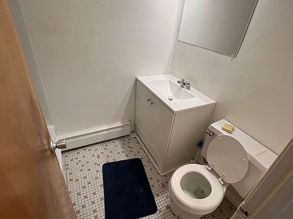 4th image of 17740 Lake Shore Blvd #204