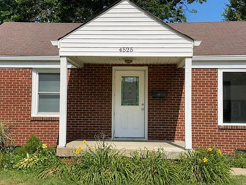 4525 Payton Ave Photo 1