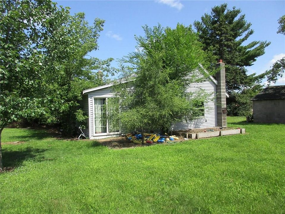 2nd image of 1123 Dallas St