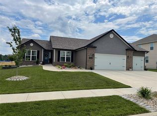 668 Willowbrook Way, O'Fallon, IL 62269