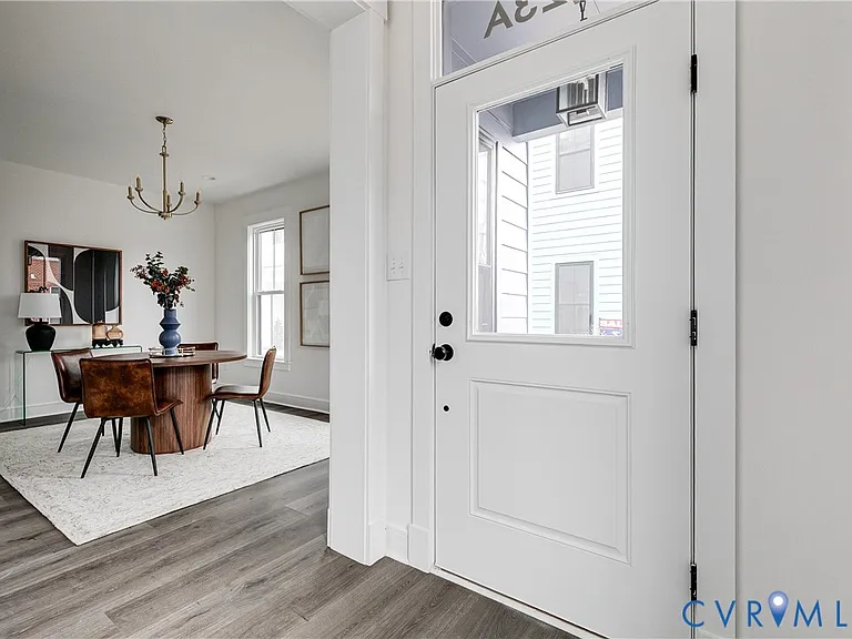 1823 W Cary St #A — Photo 3