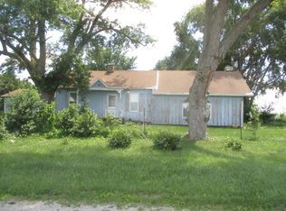 550 N County Road 1475e, Tuscola, IL 61953