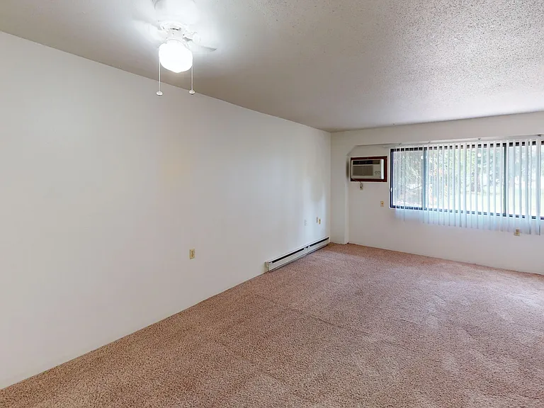 Park Place West Apartments — Photo 17