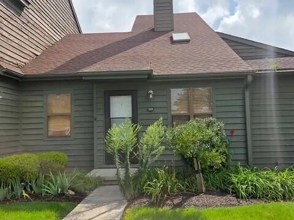 1228 Lincoln Hwy, Wapakoneta, OH 45895