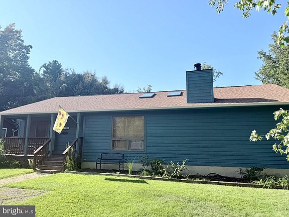 2nd image of 121 11th St S