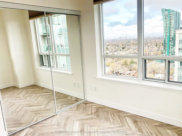 18 Harrison Garden Blvd #2504 — Photo 27