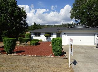 19876 Mountain Mdw S, Hidden Valley Lake, CA 95467